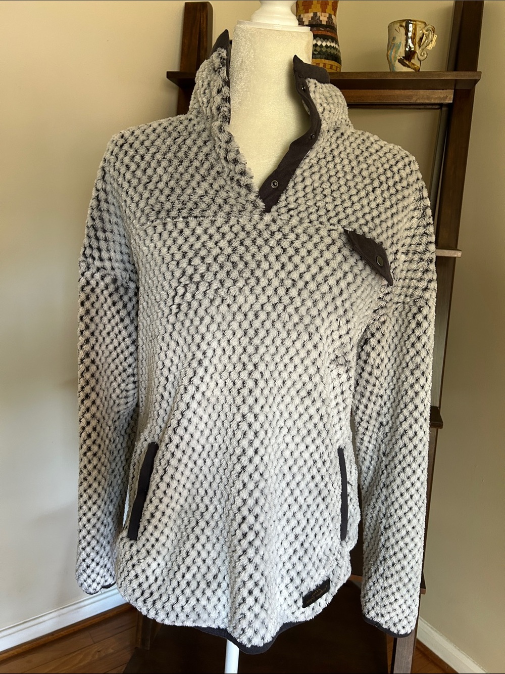 Simply Southern Gray and Black Textured Pullover